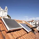 Alfama I, Eco-Penthouse With View & French Balcony