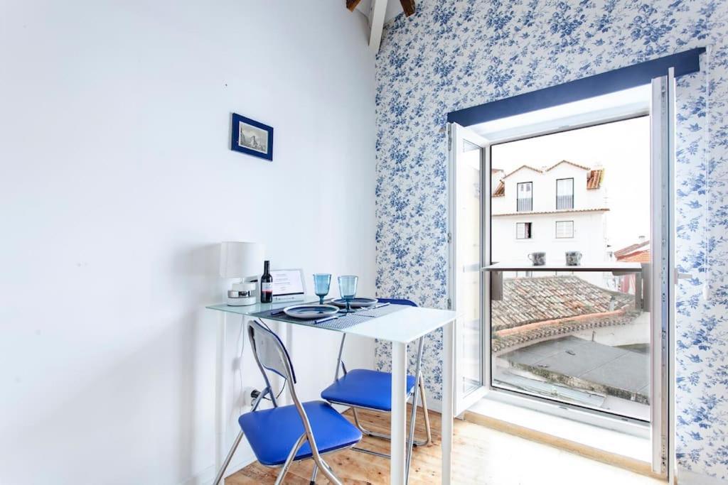 Apartment Alfama I, Eco-penthouse With View & French Balcony *